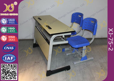 China Sitzer-Studenten-Schreibtisch und Stuhl der Doppelsitz-zwei eingestellt für Mittelstufe fournisseur