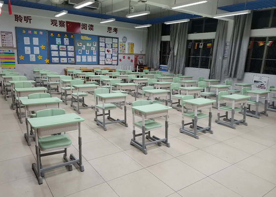 China Bunter einzelner hauptsächlichstudent Desk And Chair verstellbare Plastikschultabellen-Seats stellte en gros ein fournisseur