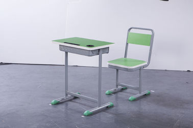 China Dauerhafter ergonomischer Studien-Schreibtisch und Stuhl eingestellt mit örtlich festgelegter Höhe 760mm fournisseur